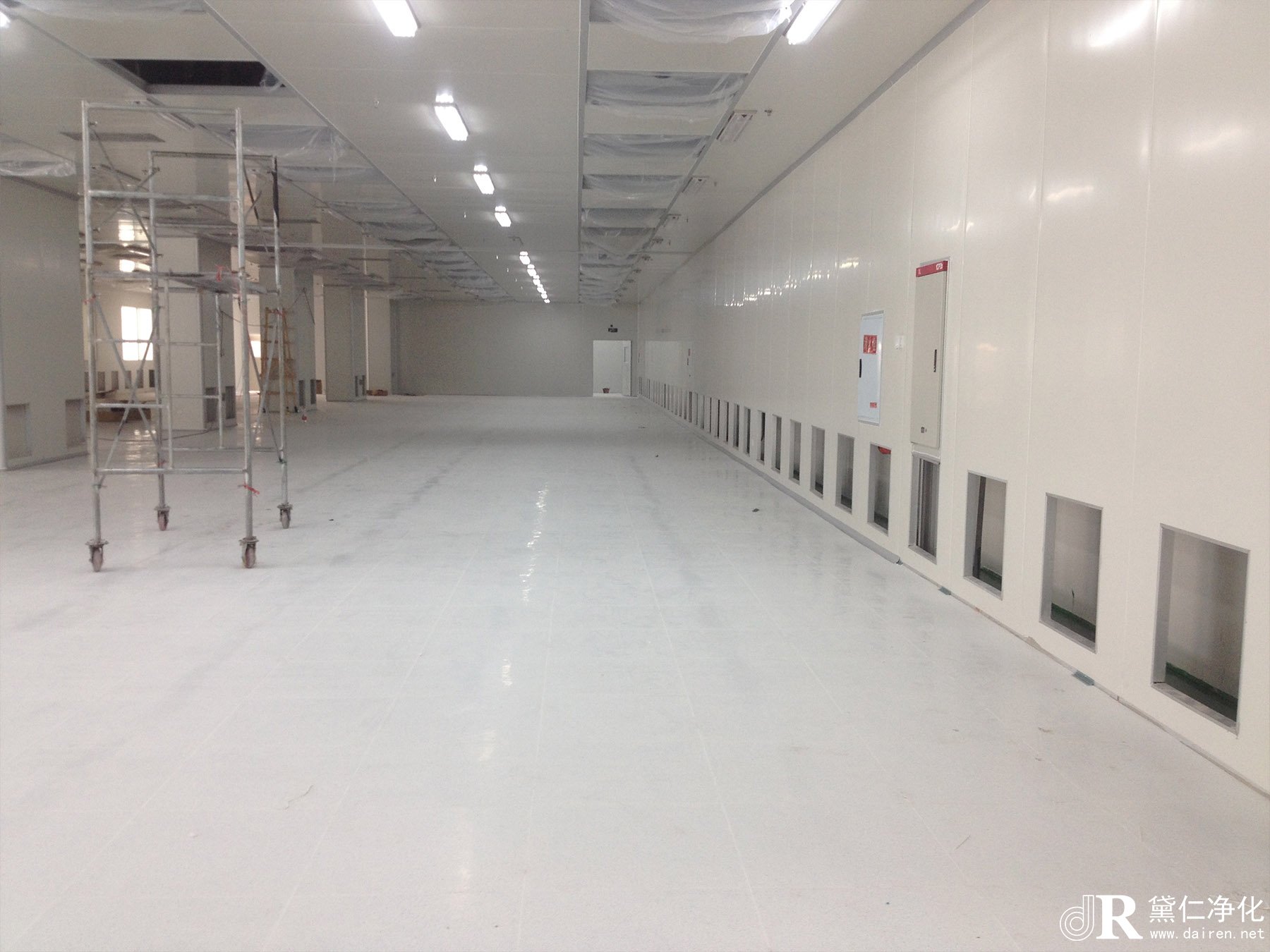 上海松江區(qū)電子廠(chǎng)車(chē)間裝修案例