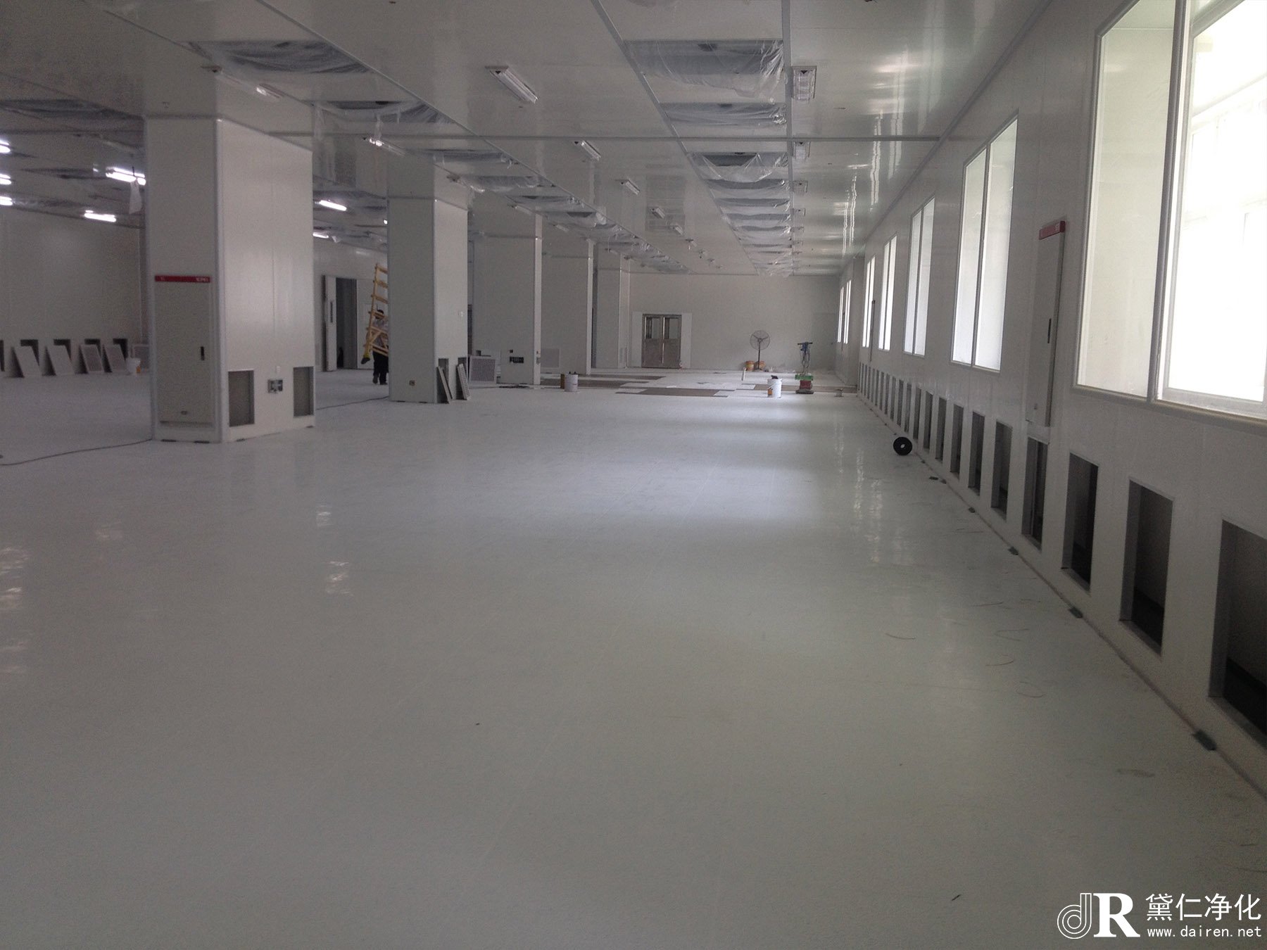 上海松江區(qū)電子廠(chǎng)車(chē)間裝修案例