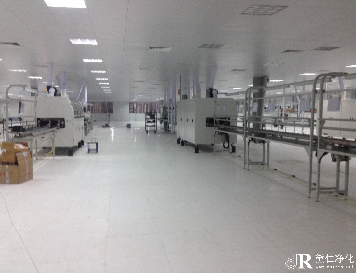 十萬(wàn)級(jí)潔凈室室內(nèi)空氣參數(shù)的要求